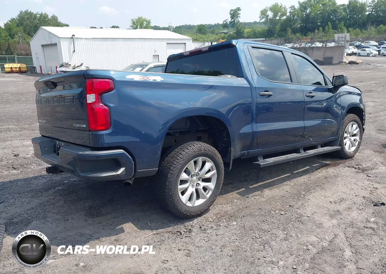 2021 Chevrolet Silverado 1500 4Wd Short Bed Custom VIN:1GCPYBEK4MZ234138 - 4