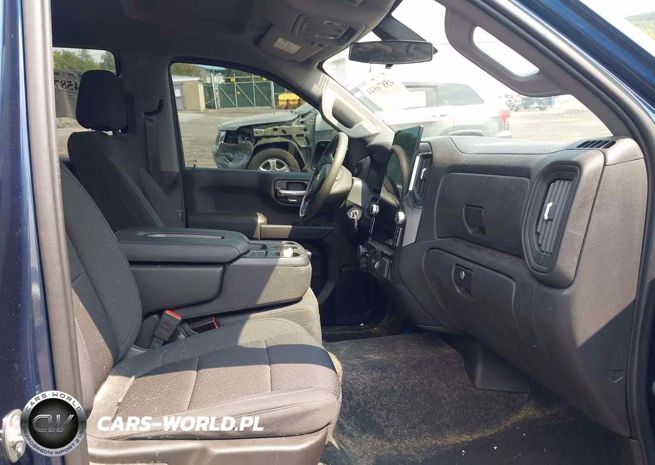 2021 Chevrolet Silverado 1500 4Wd Short Bed Custom VIN:1GCPYBEK4MZ234138 - 5