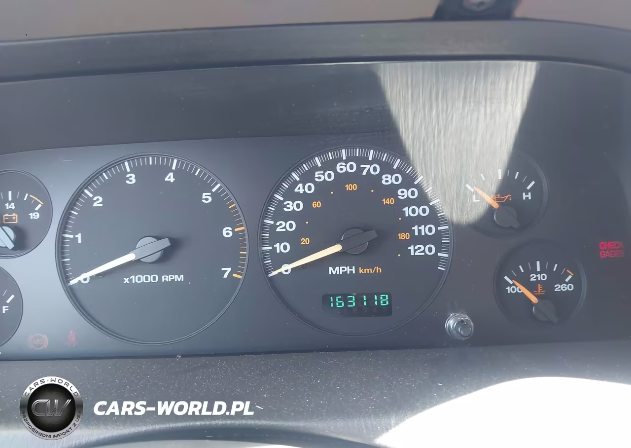 2004 Jeep Grand Cherokee Laredo VIN:1J4GX48S24C150729 - 7