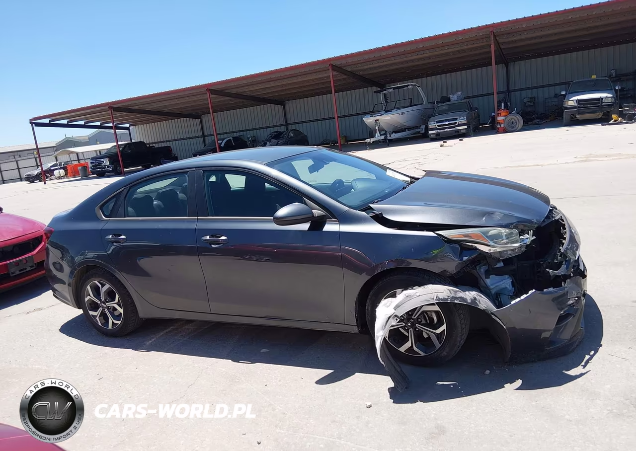 2021 Kia Forte Lxs VIN:3KPF24AD0ME348813 - 13