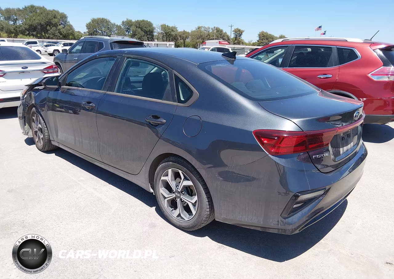 2021 Kia Forte Lxs VIN:3KPF24AD0ME348813 - 3