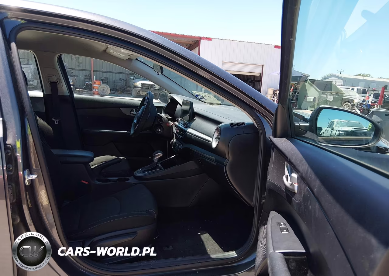 2021 Kia Forte Lxs VIN:3KPF24AD0ME348813 - 5