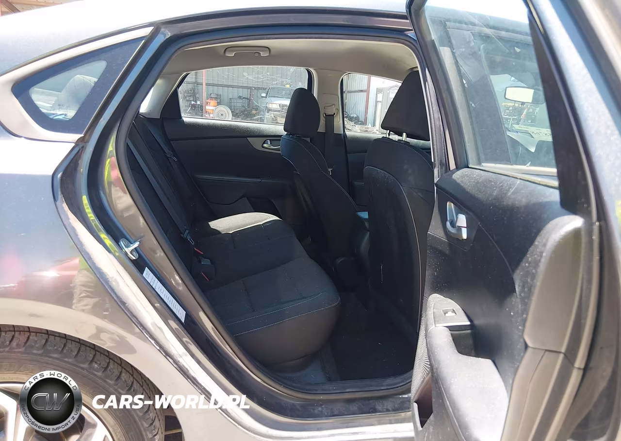2021 Kia Forte Lxs VIN:3KPF24AD0ME348813 - 8