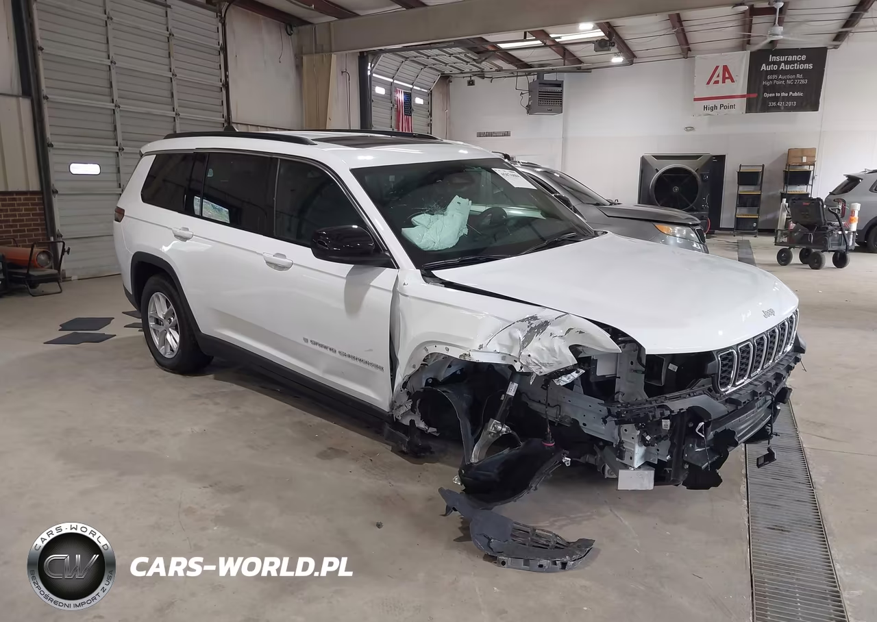 2025 Jeep Grand Cherokee L Laredo X 4X2