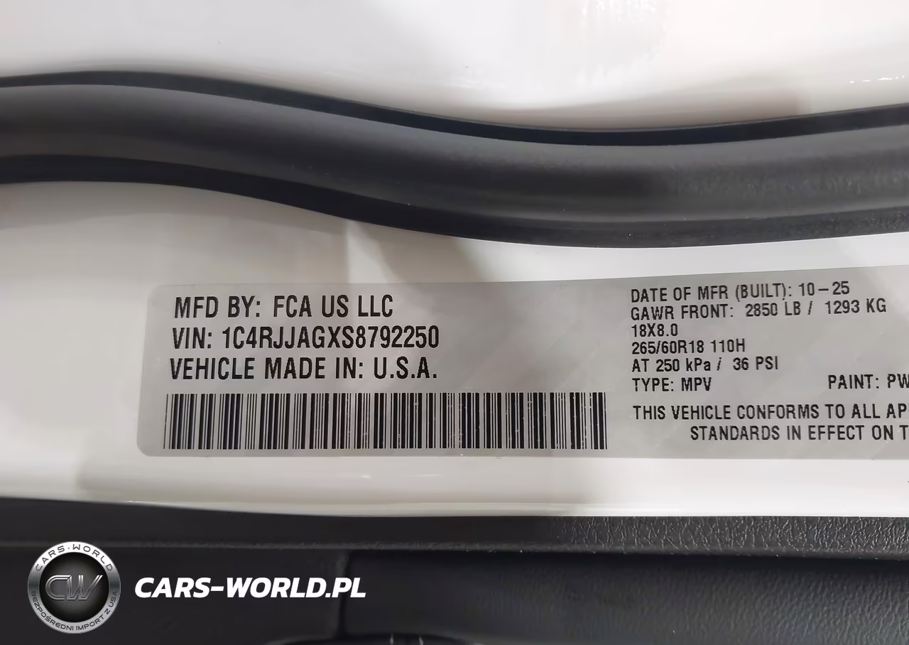2025 Jeep Grand Cherokee L Laredo X 4X2 VIN:1C4RJJAGXS8792250 - 9