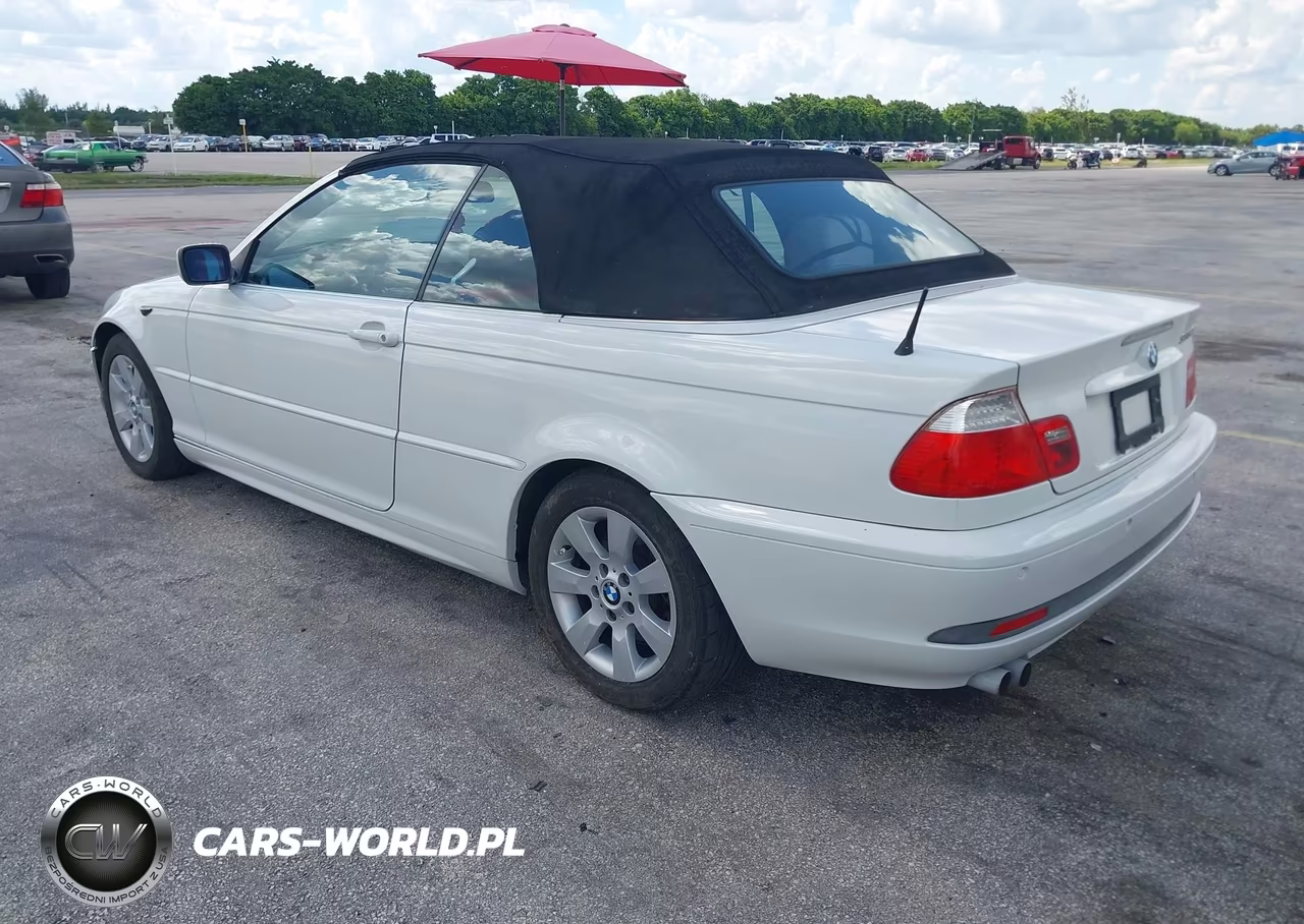 BMW 325CI VIN:WBABW33405PL37240 - 3