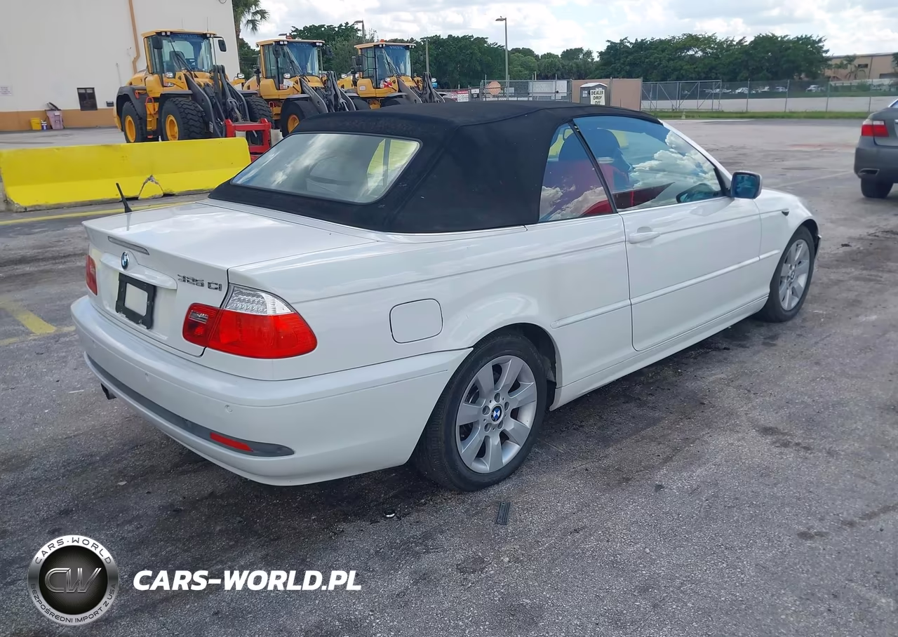 BMW 325CI VIN:WBABW33405PL37240 - 4