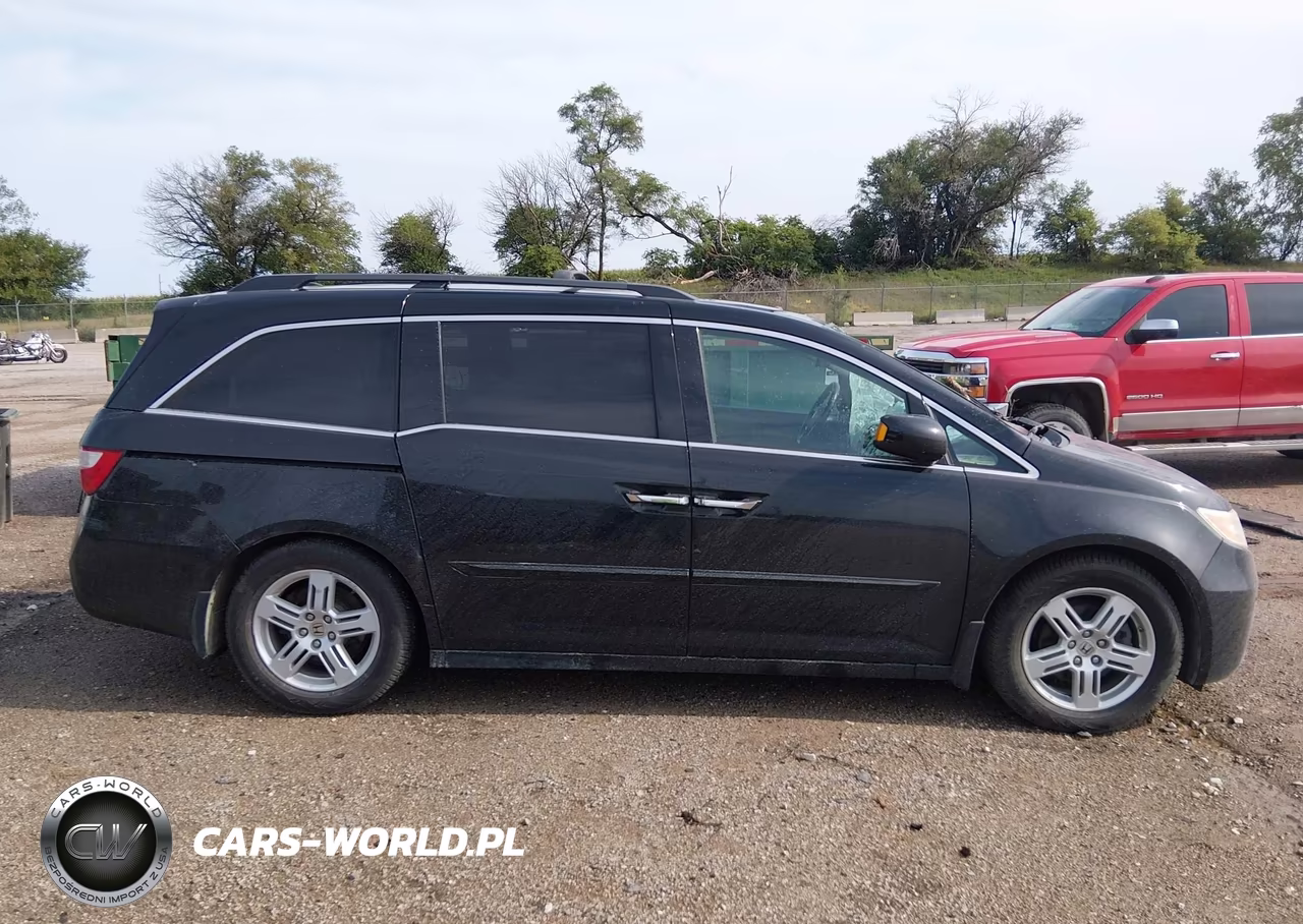 2013 Honda Odyssey Touring-Touring Elite VIN:5FNRL5H96DB087232 - 14