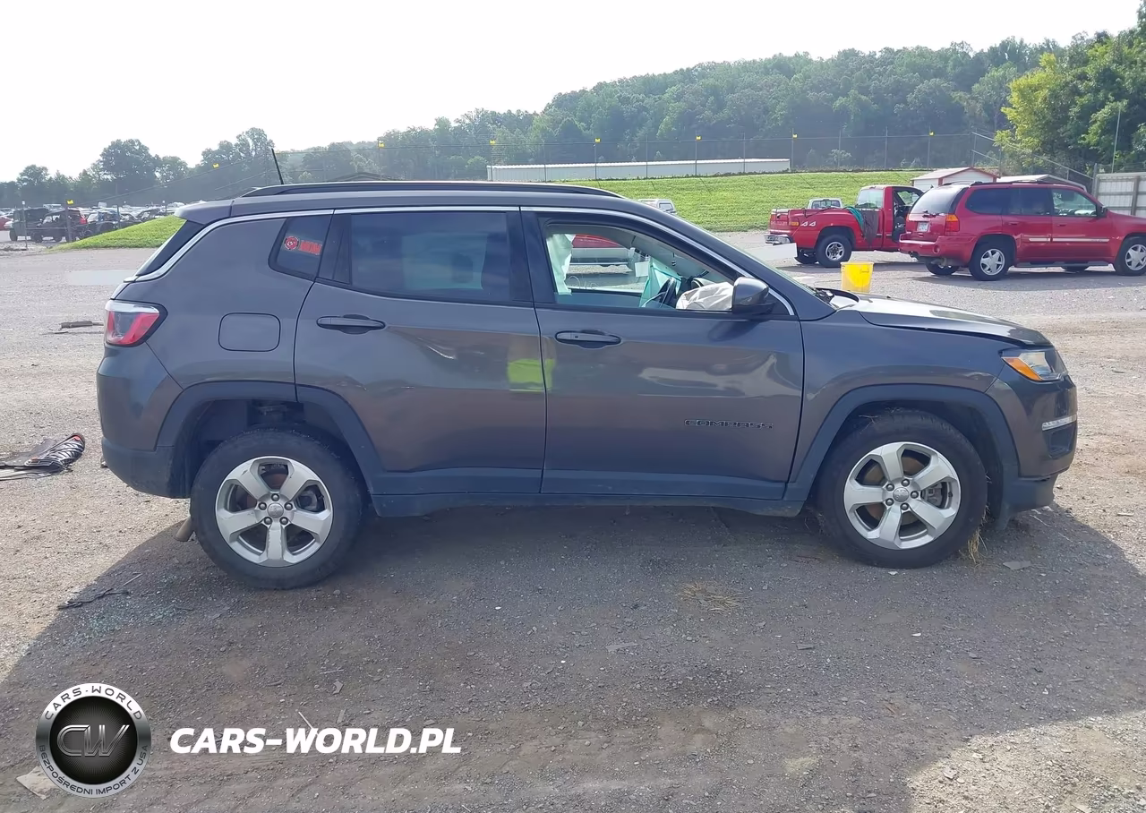 2020 Jeep Compass Latitude 4X4 VIN:3C4NJDBB9LT107063 - 13