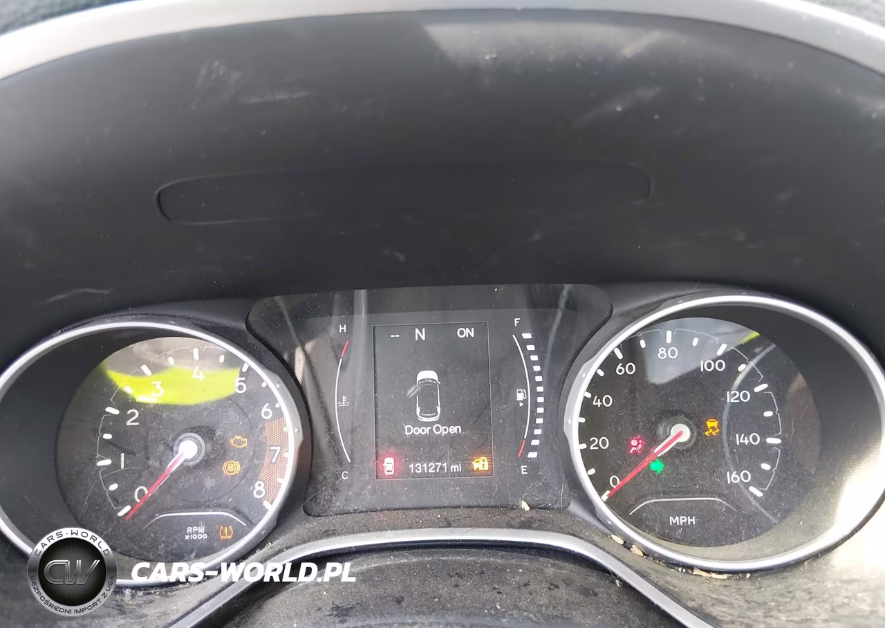 2020 Jeep Compass Latitude 4X4 VIN:3C4NJDBB9LT107063 - 7