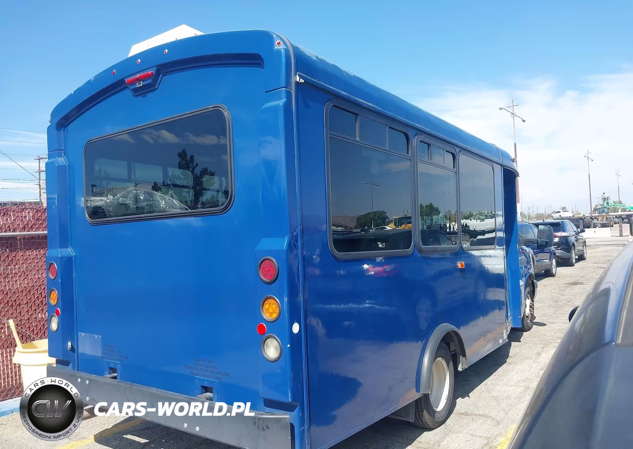 2018 Chevrolet Express Cutaway 4500 Van VIN:1HA6GUBB6JN007370 - 4