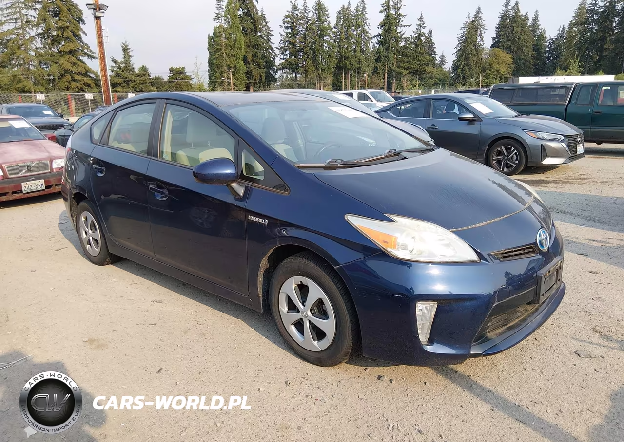 2014 Toyota Prius Two – zdjęcie 1 z 17