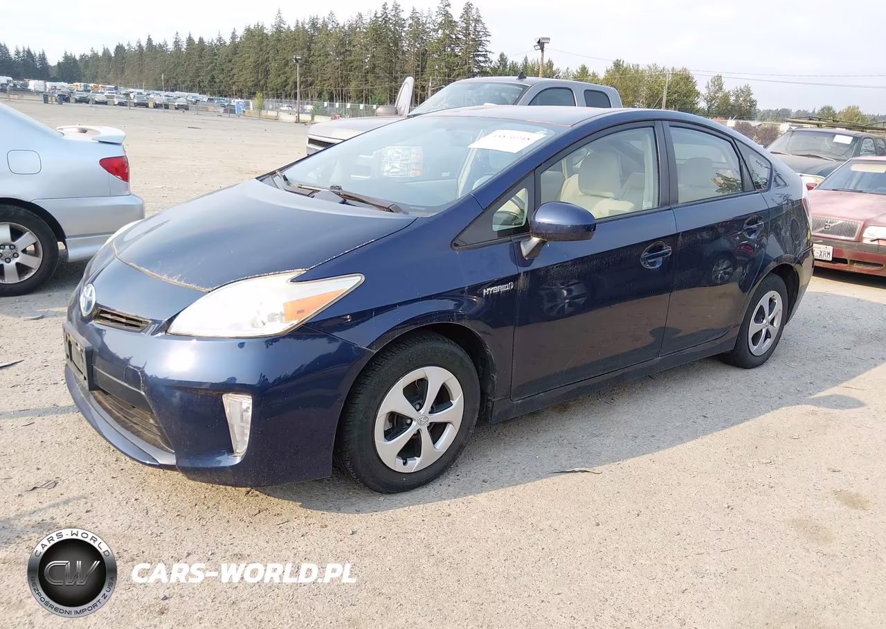 2014 Toyota Prius Two VIN:JTDKN3DU4E1764704 - 2