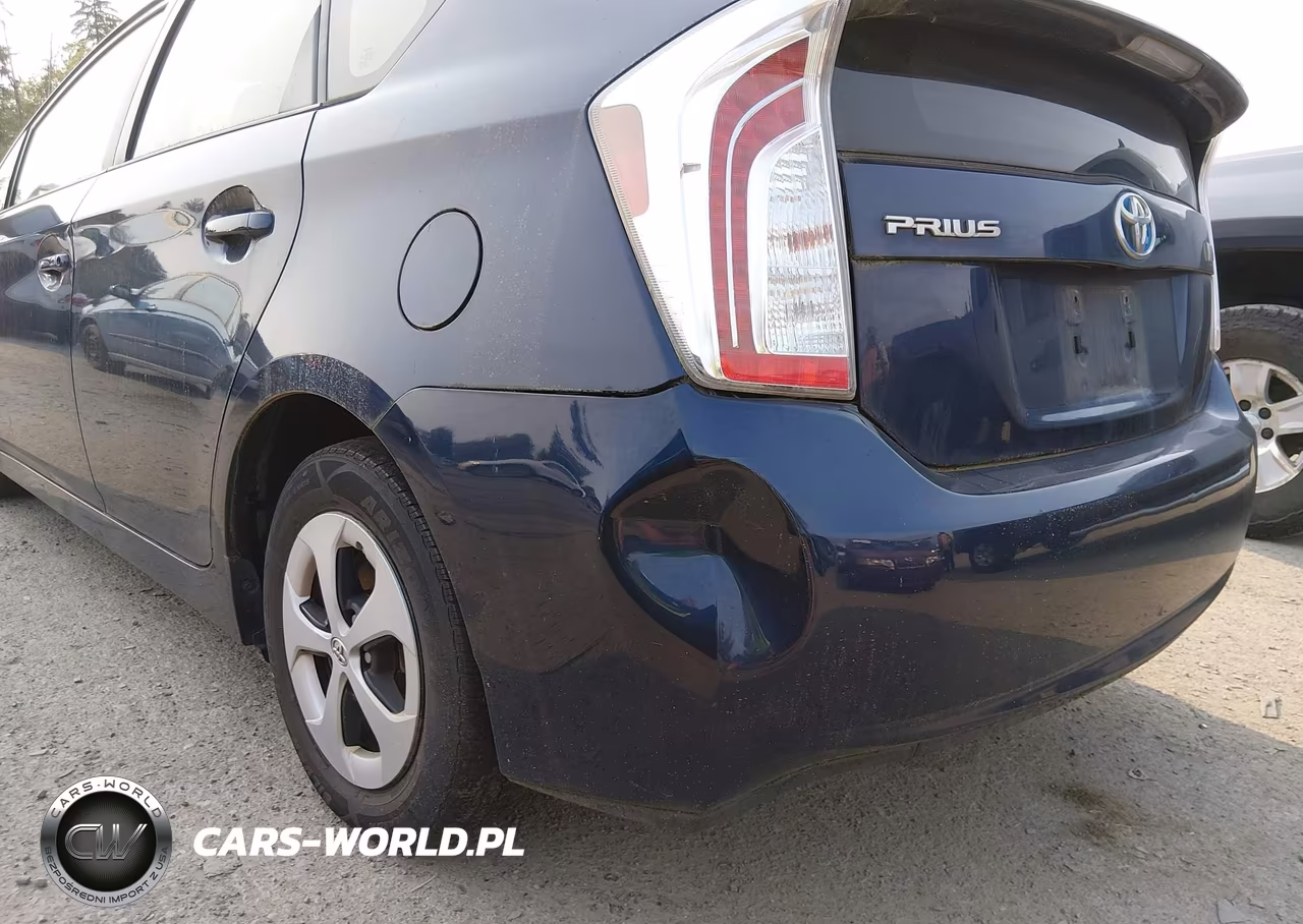 2014 Toyota Prius Two VIN:JTDKN3DU4E1764704 - 6