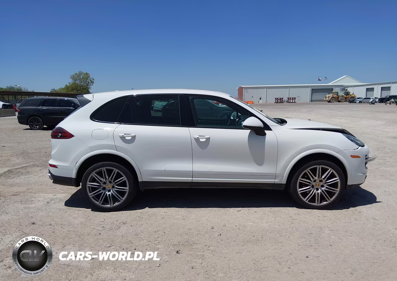 2017 Porsche Cayenne Platinum Edition VIN:WP1AA2A23HKA90627 - 13
