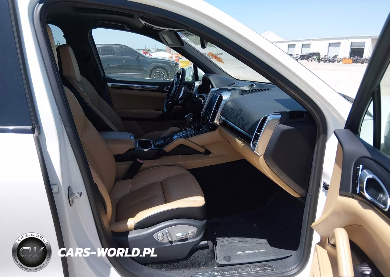 2017 Porsche Cayenne Platinum Edition VIN:WP1AA2A23HKA90627 - 5