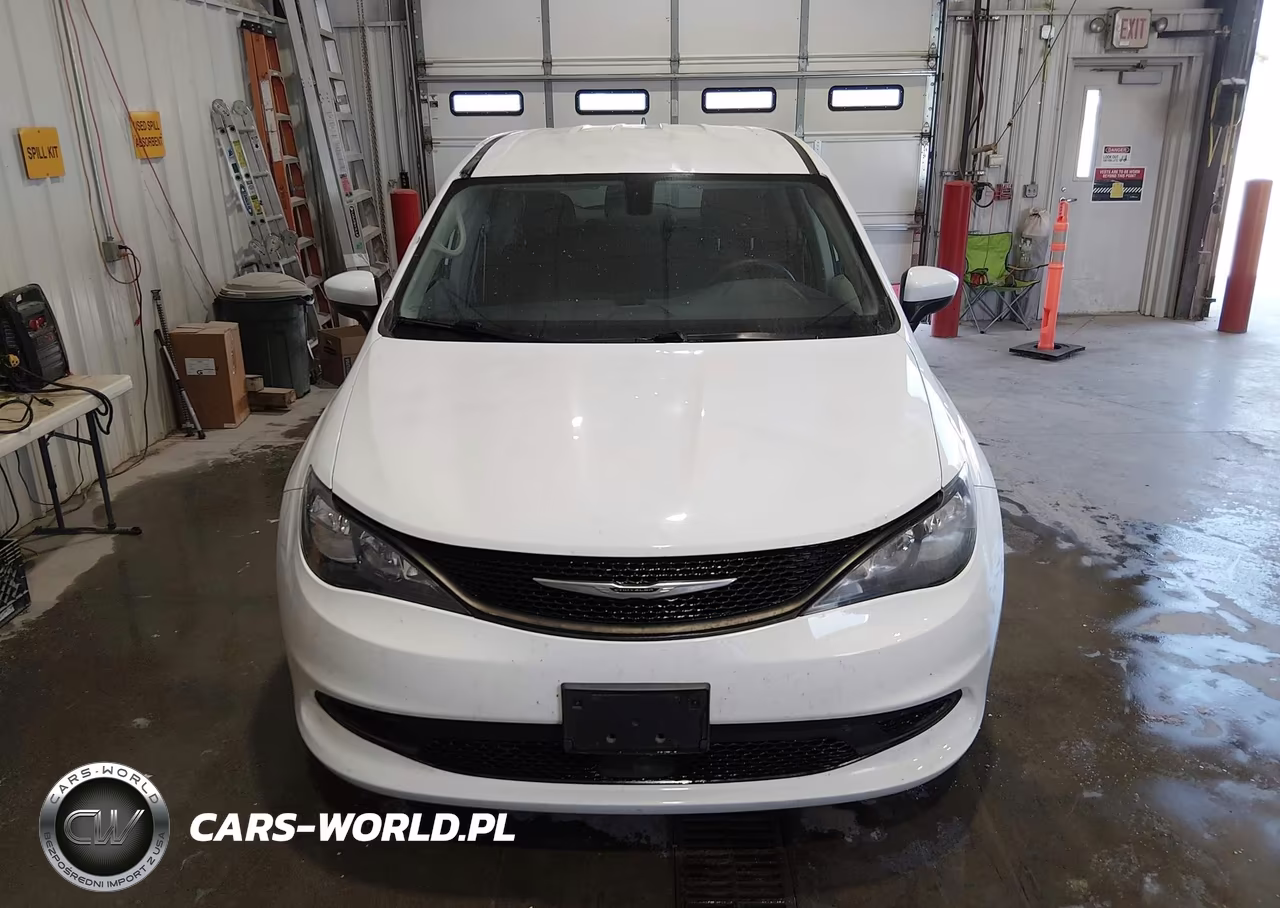 2021 Chrysler Voyager L VIN:2C4RC1AGXMR568414 - 12