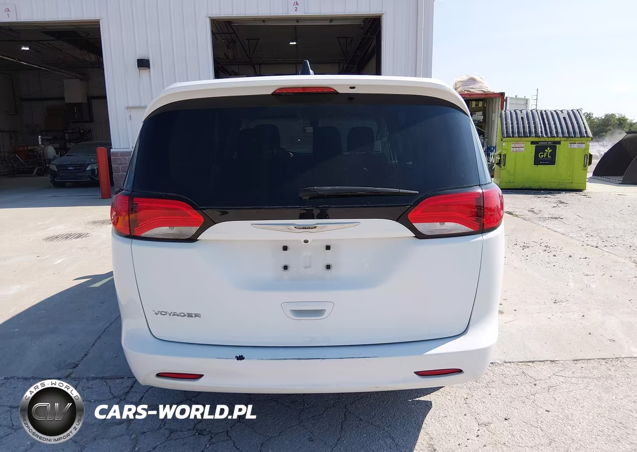2021 Chrysler Voyager L VIN:2C4RC1AGXMR568414 - 16