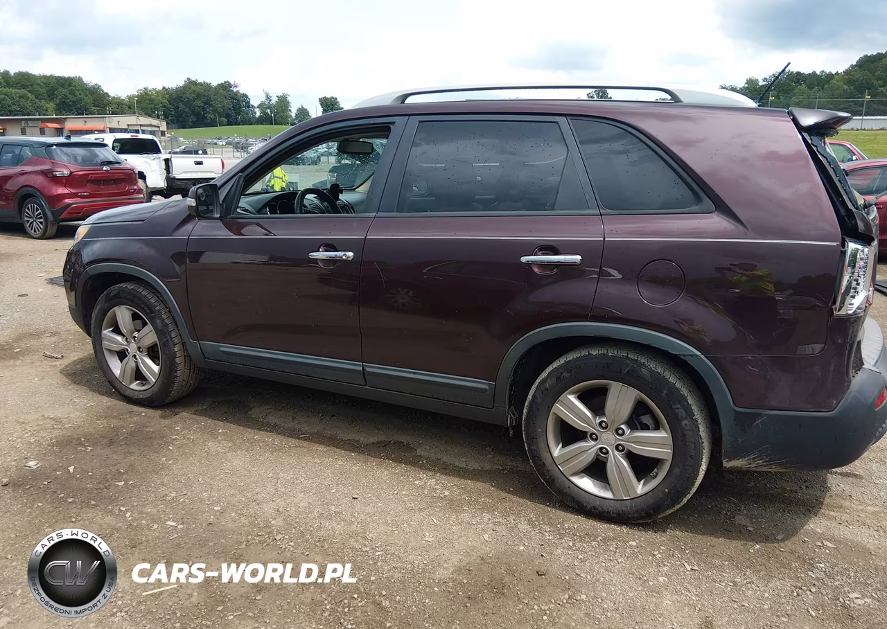 2013 Kia Sorento Ex V6 VIN:5XYKU4A21DG375612 - 14