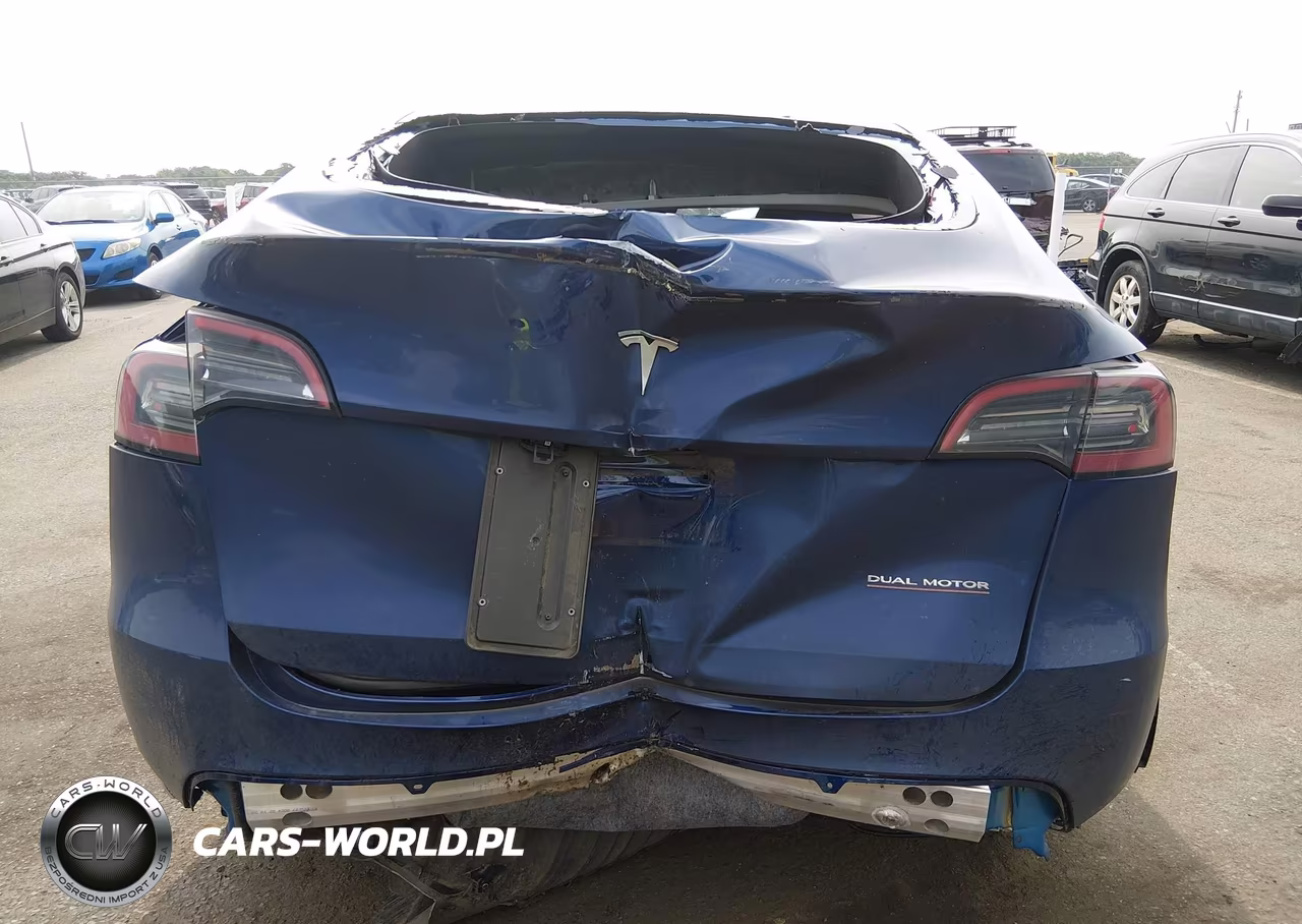 2024 Tesla Model Y Performance Dual Motor All-Wheel Drive VIN:7SAYGDEF5RF047349 - 14