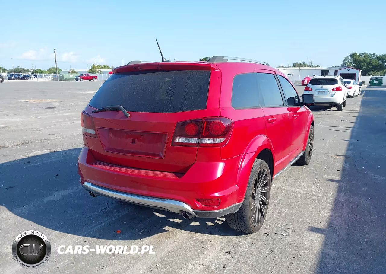 2018 Dodge Journey Crossroad Awd VIN:3C4PDDGG9JT371076 - 4