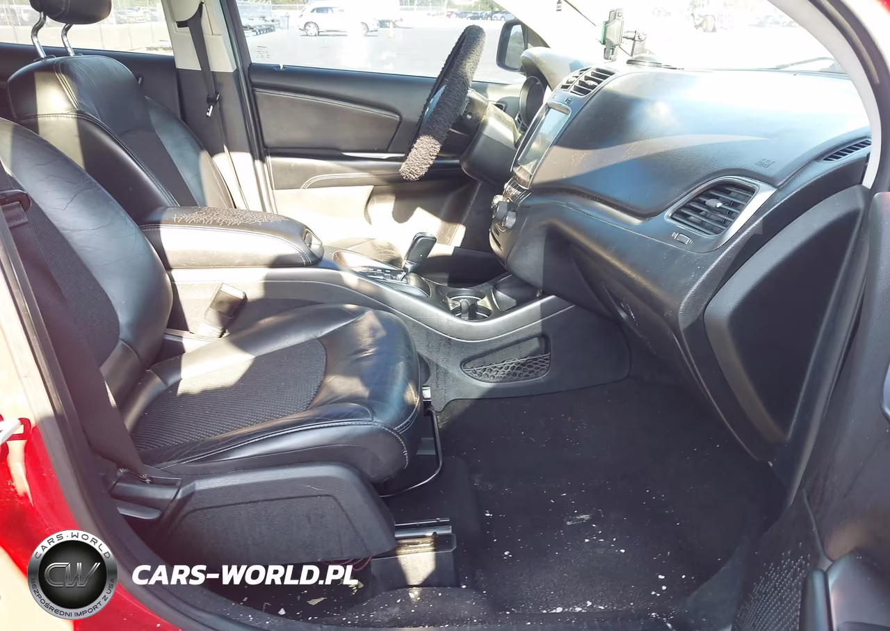 2018 Dodge Journey Crossroad Awd VIN:3C4PDDGG9JT371076 - 5