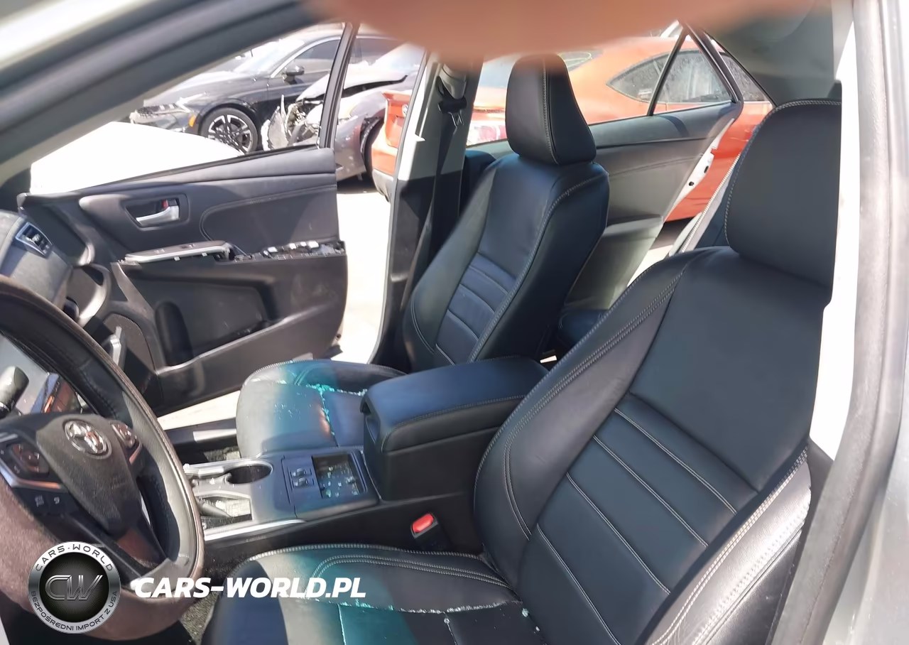 2017 Toyota Camry Xle VIN:4T1BF1FK7HU700748 - 19