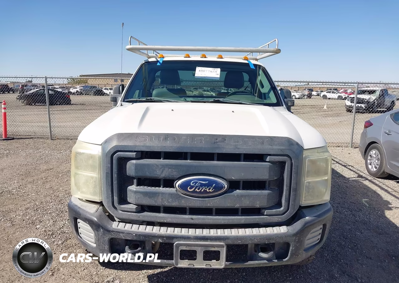 2011 Ford F-350 Chassis Xl VIN:1FDRF3F63BEA31943 - 17