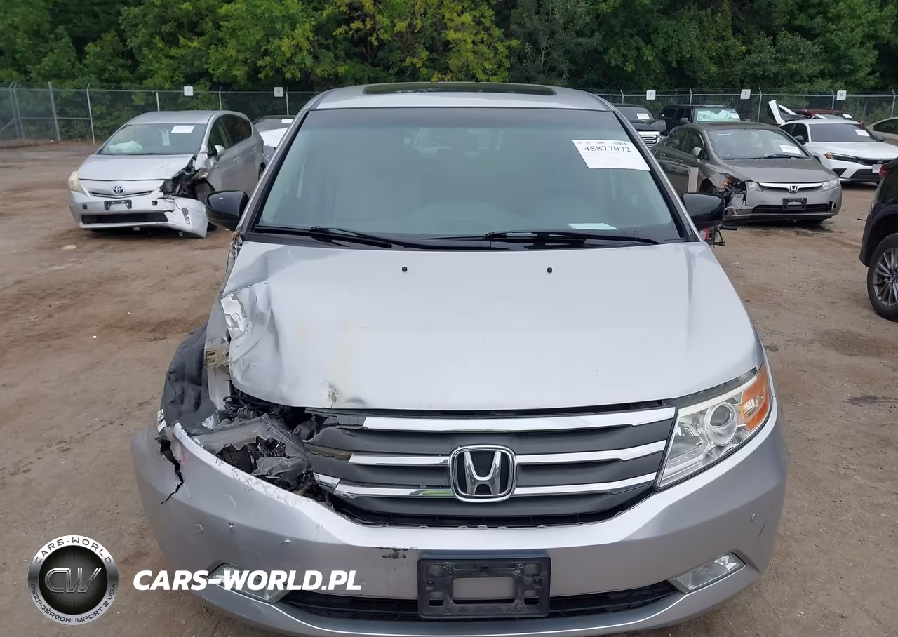 2012 Honda Odyssey Touring-Touring Elite VIN:5FNRL5H9XCB109912 - 12