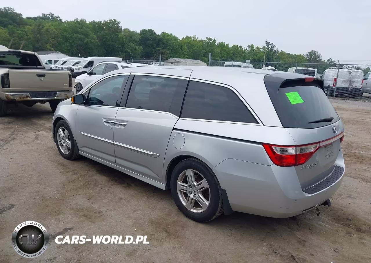 2012 Honda Odyssey Touring-Touring Elite VIN:5FNRL5H9XCB109912 - 3