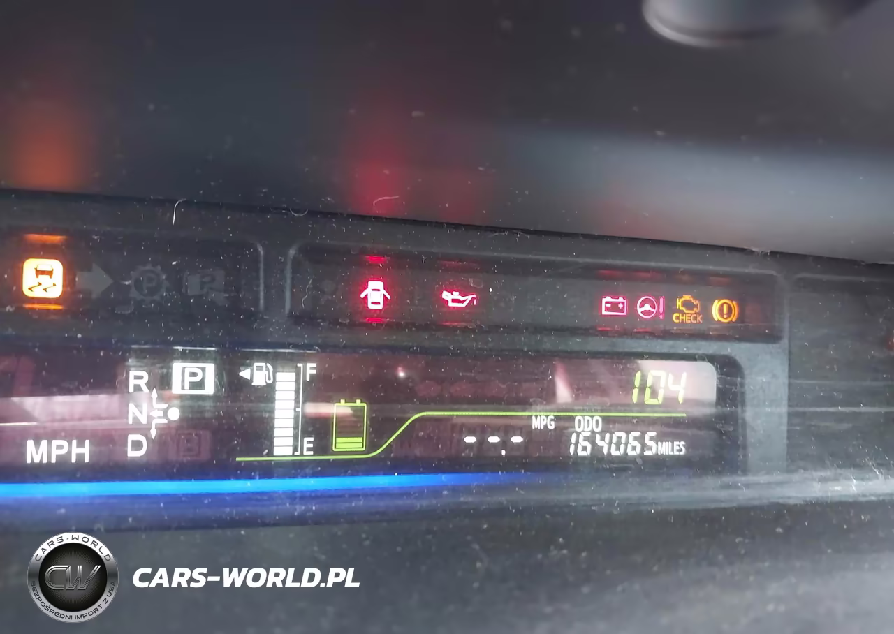 2015 Toyota Prius V Two VIN:JTDZN3EU3FJ027816 - 15