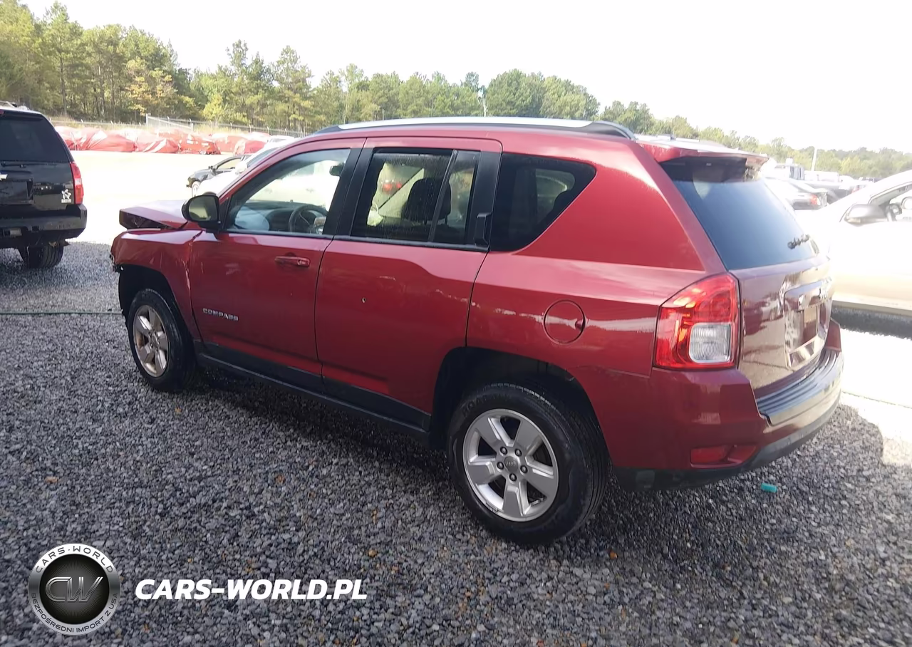 2013 Jeep Compass Sport VIN:1C4NJCBA4DD109375 - 3