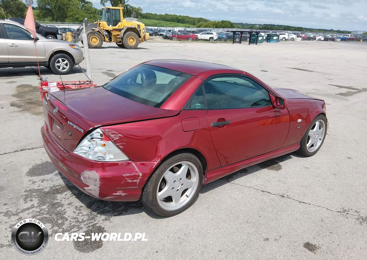 1999 Mercedes-Benz Slk 230 Kompressor VIN:WDBKK47F0XF116812 - 4