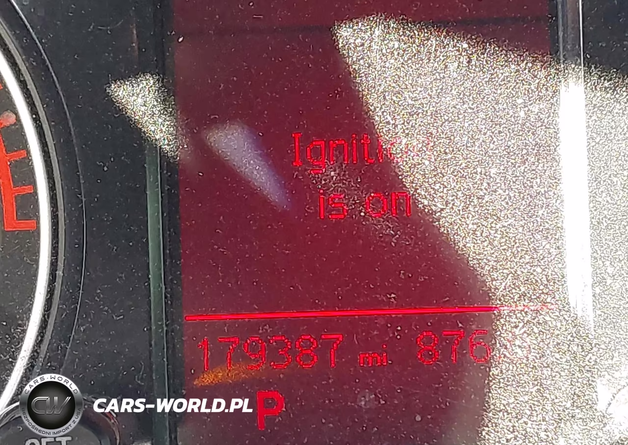 2011 Audi Q5 2.0T Premium VIN:WA1LFAFP4BA093652 - 16