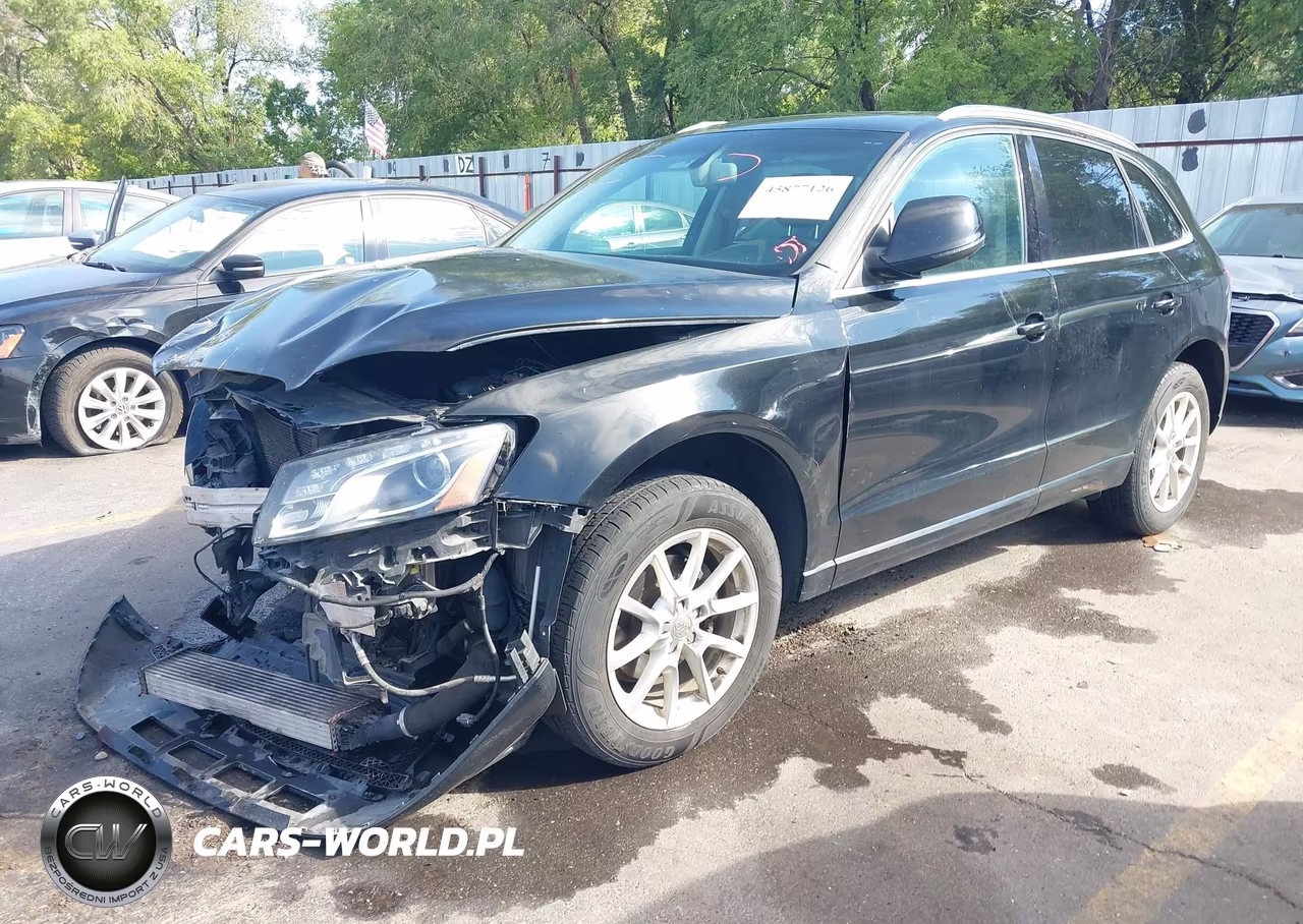 2011 Audi Q5 2.0T Premium VIN:WA1LFAFP4BA093652 - 2