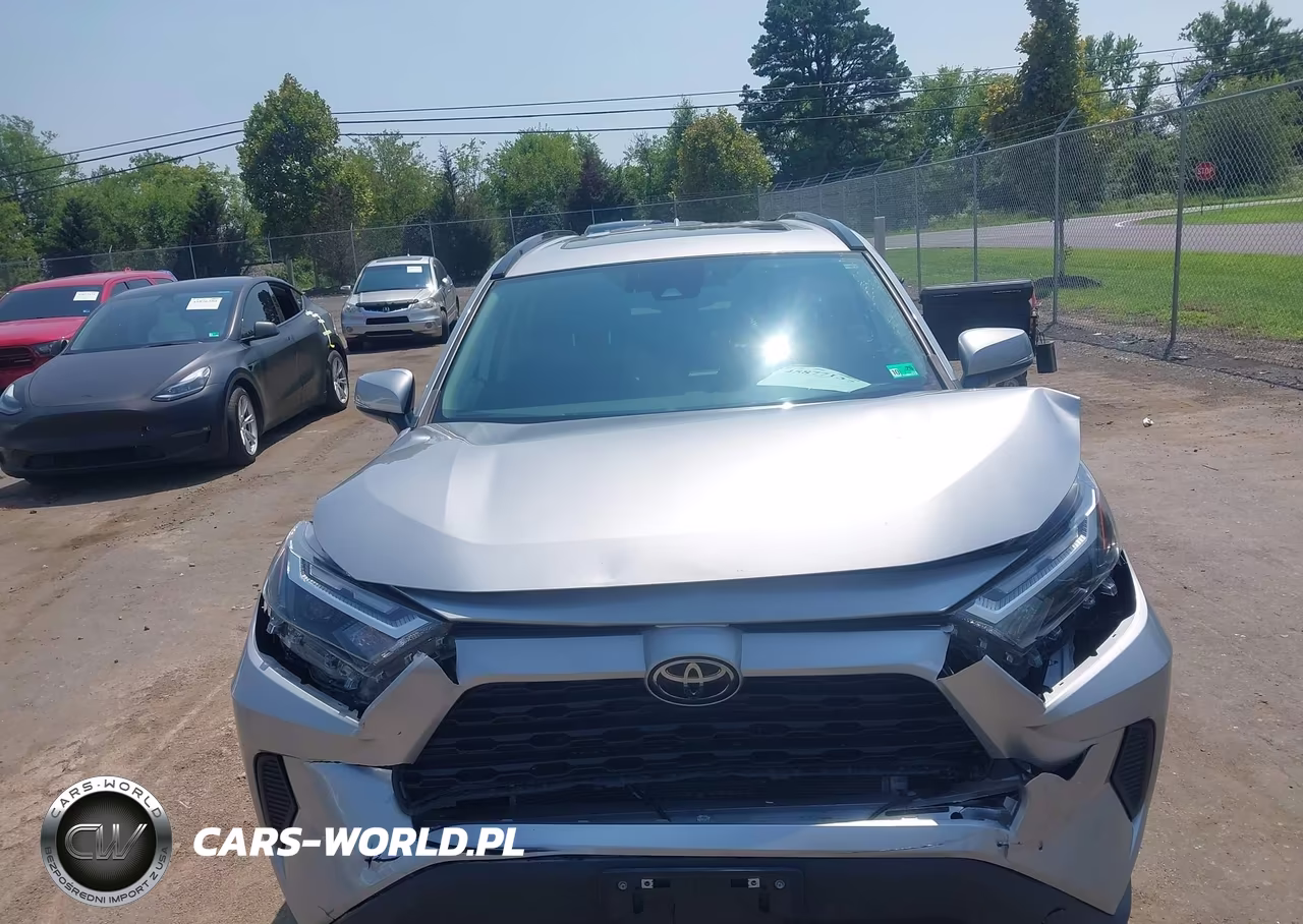 2023 Toyota Rav4 Xle VIN:2T3P1RFV6PC385817 - 12