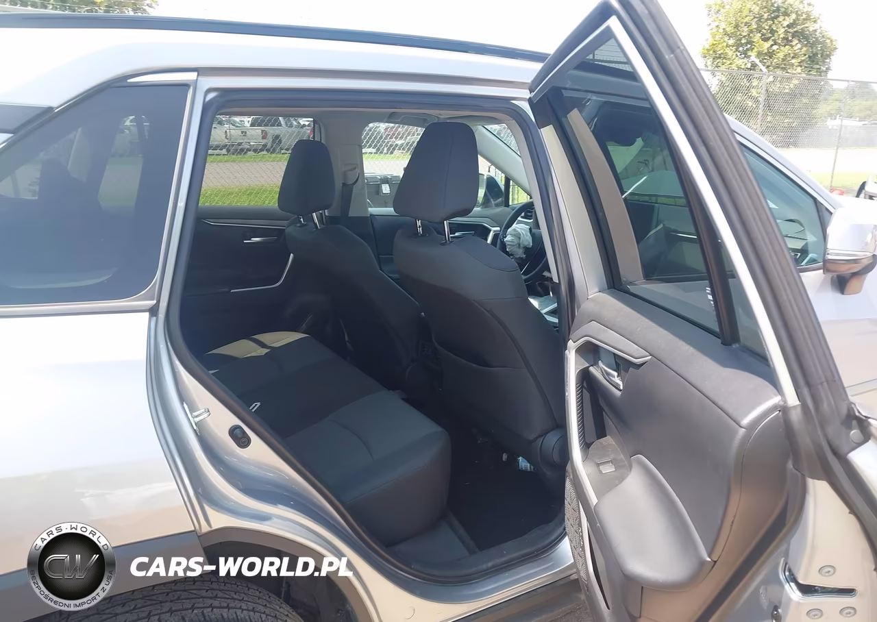 2023 Toyota Rav4 Xle VIN:2T3P1RFV6PC385817 - 8