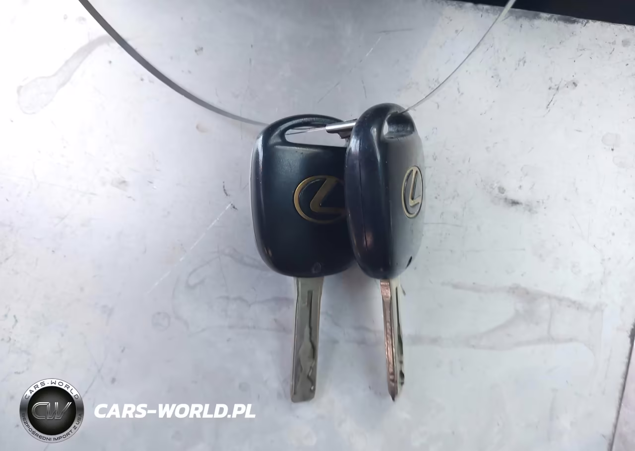 2003 Lexus Is 300 VIN:JTHBD192330065144 - 11