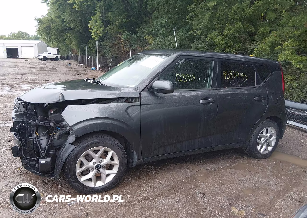 2020 Kia Soul S VIN:KNDJ23AU1L7732120 - 14