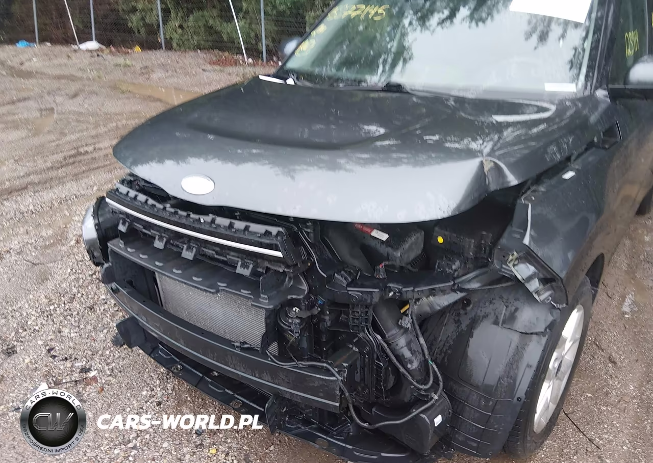 2020 Kia Soul S VIN:KNDJ23AU1L7732120 - 6