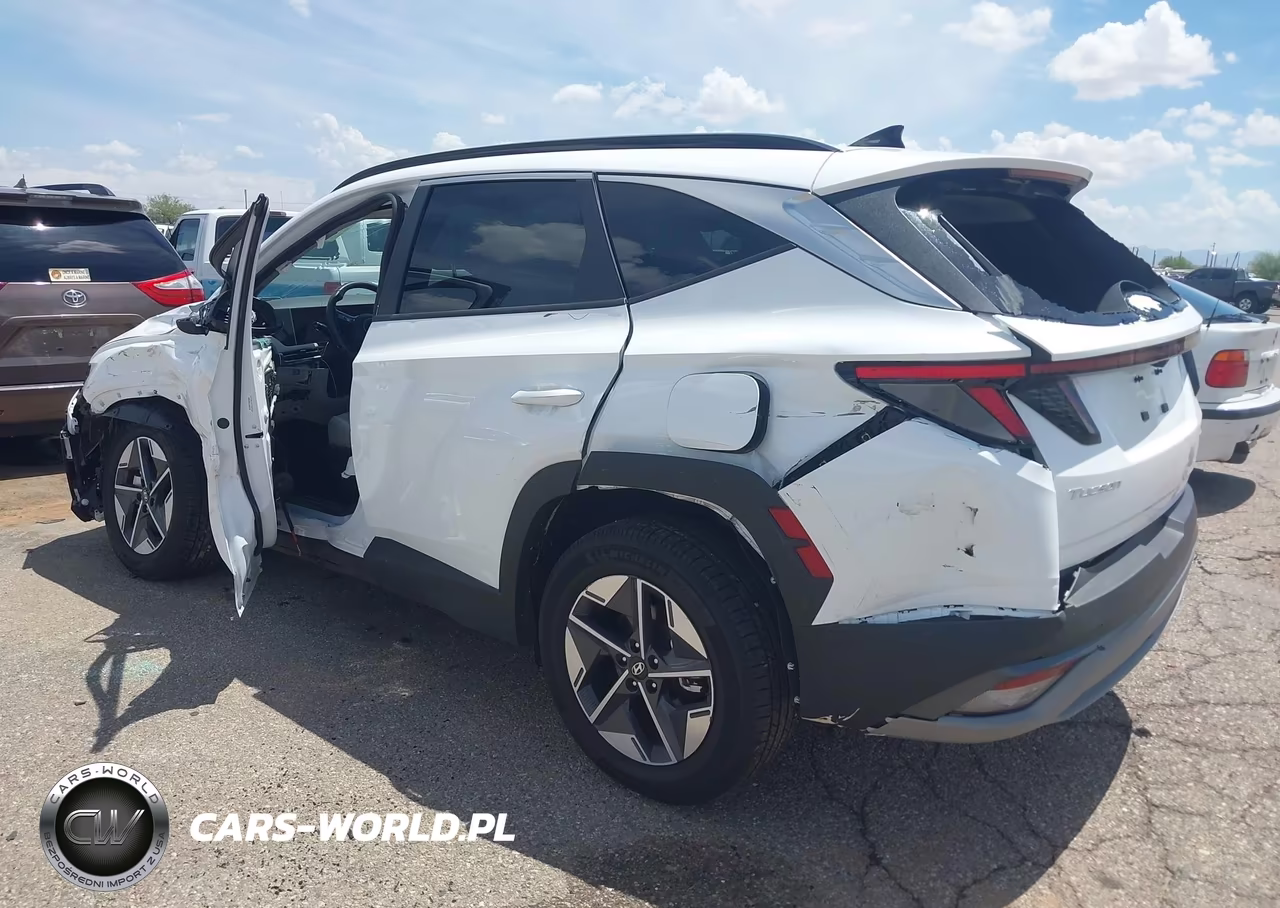 2025 Hyundai Tucson Hybrid Sel Convenience VIN:KM8JCDD11SU283439 - 3