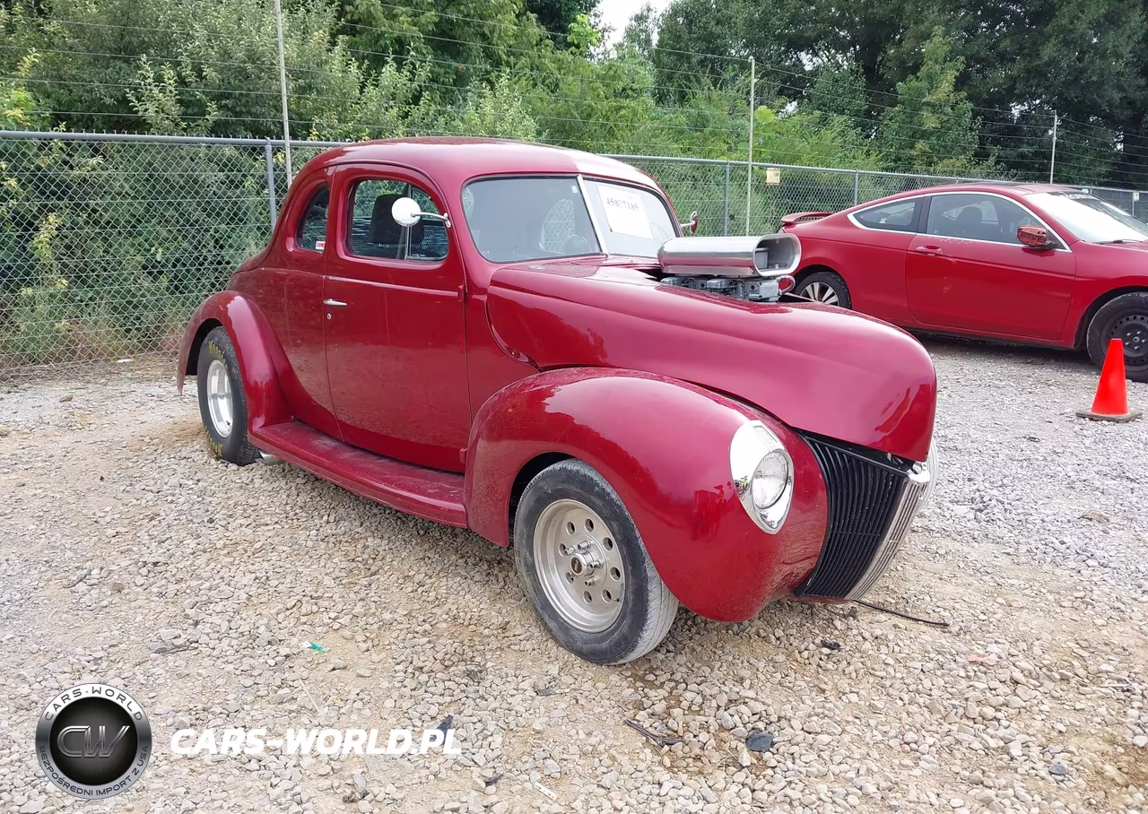1940 Ford Deluxe – zdjęcie 1 z 16