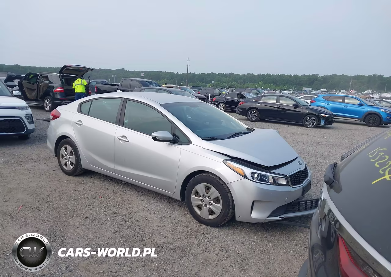 2017 Kia Forte Lx VIN:3KPFK4A74HE125867 - 1