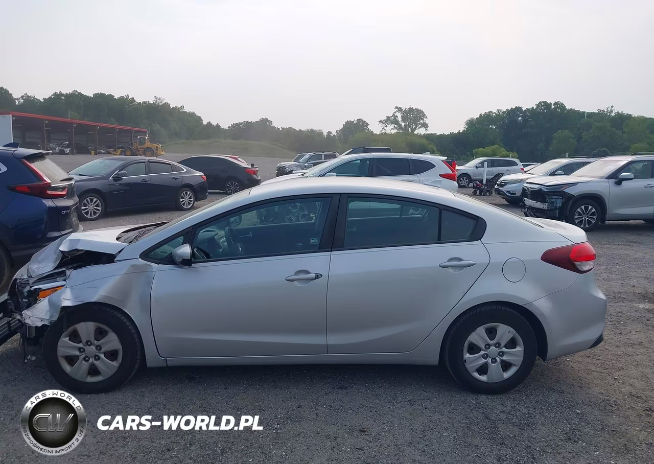 2017 Kia Forte Lx VIN:3KPFK4A74HE125867 - 14