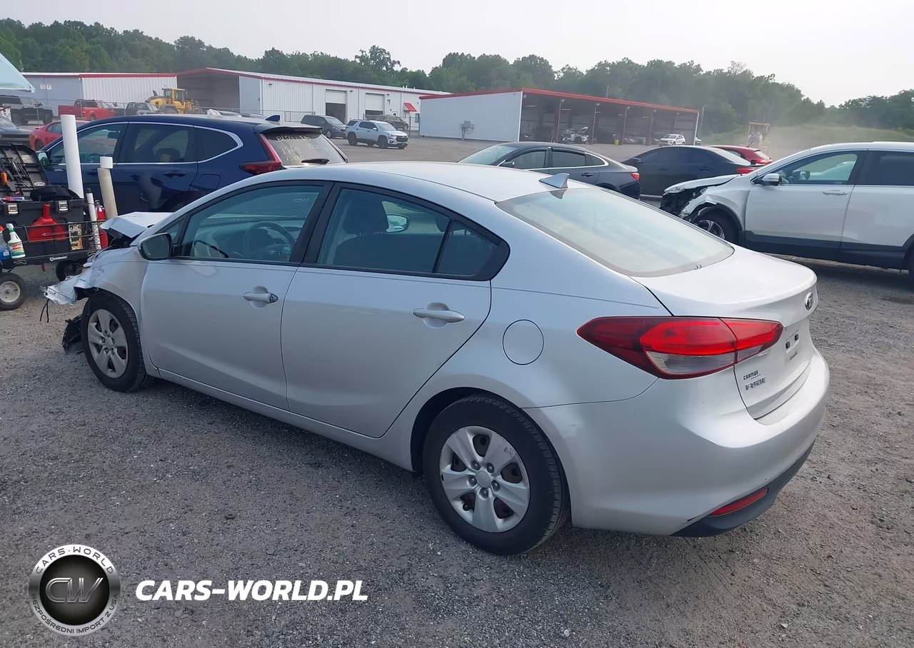 2017 Kia Forte Lx VIN:3KPFK4A74HE125867 - 3