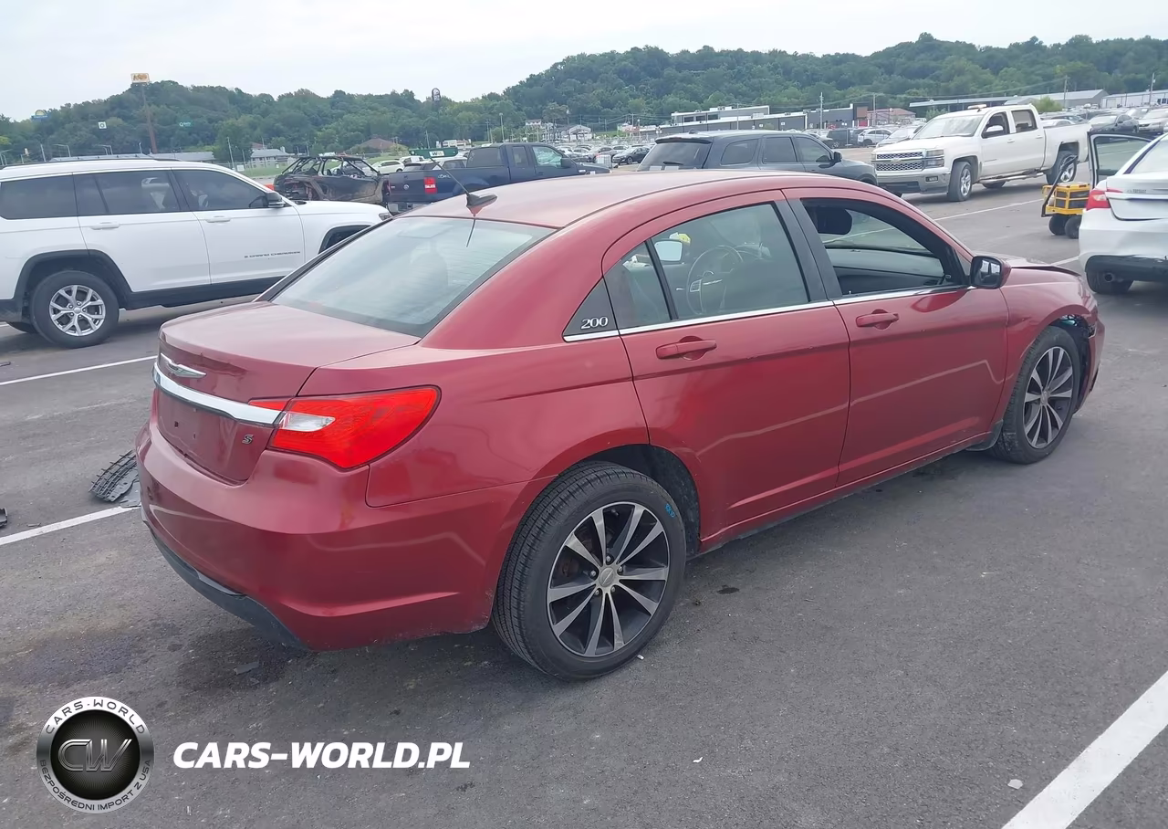 2012 Chrysler 200 S VIN:1C3CCBHGXCN116917 - 4