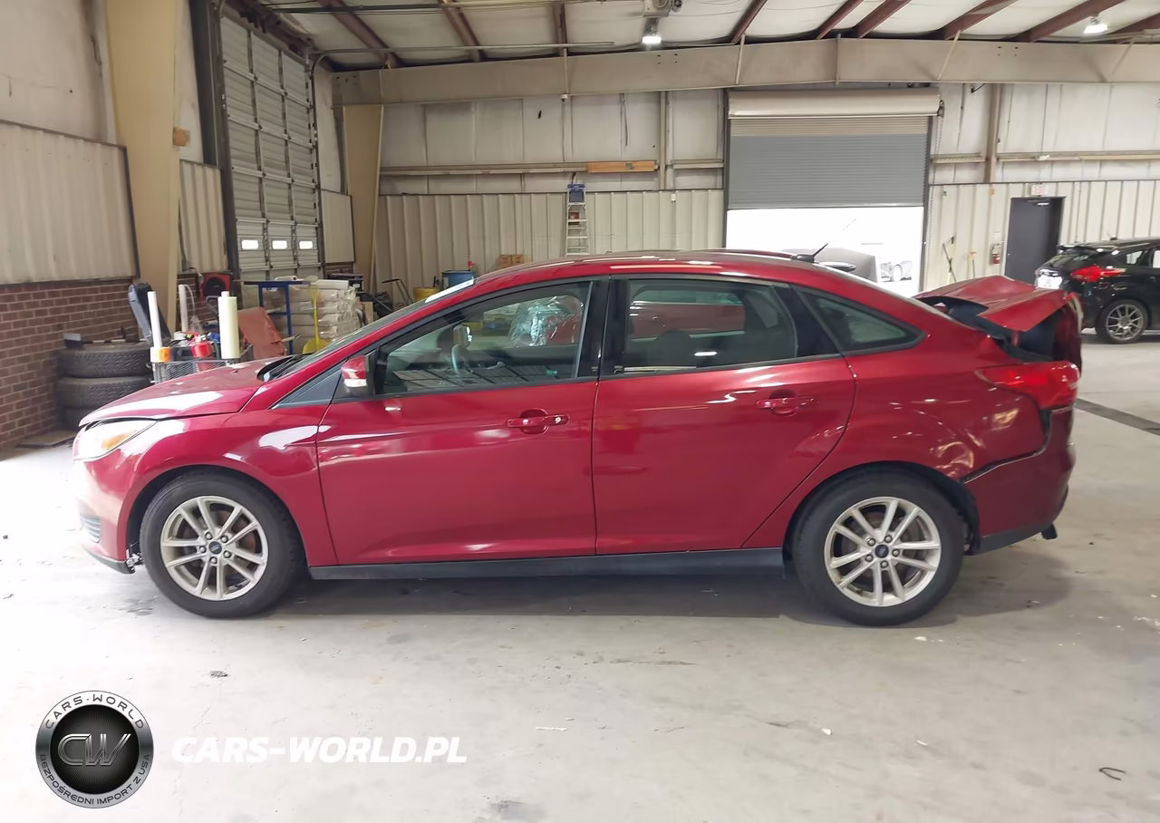 2015 Ford Focus Se VIN:1FADP3F25FL258907 - 14