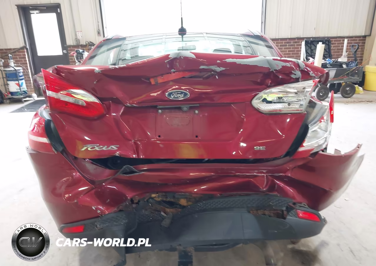 2015 Ford Focus Se VIN:1FADP3F25FL258907 - 6