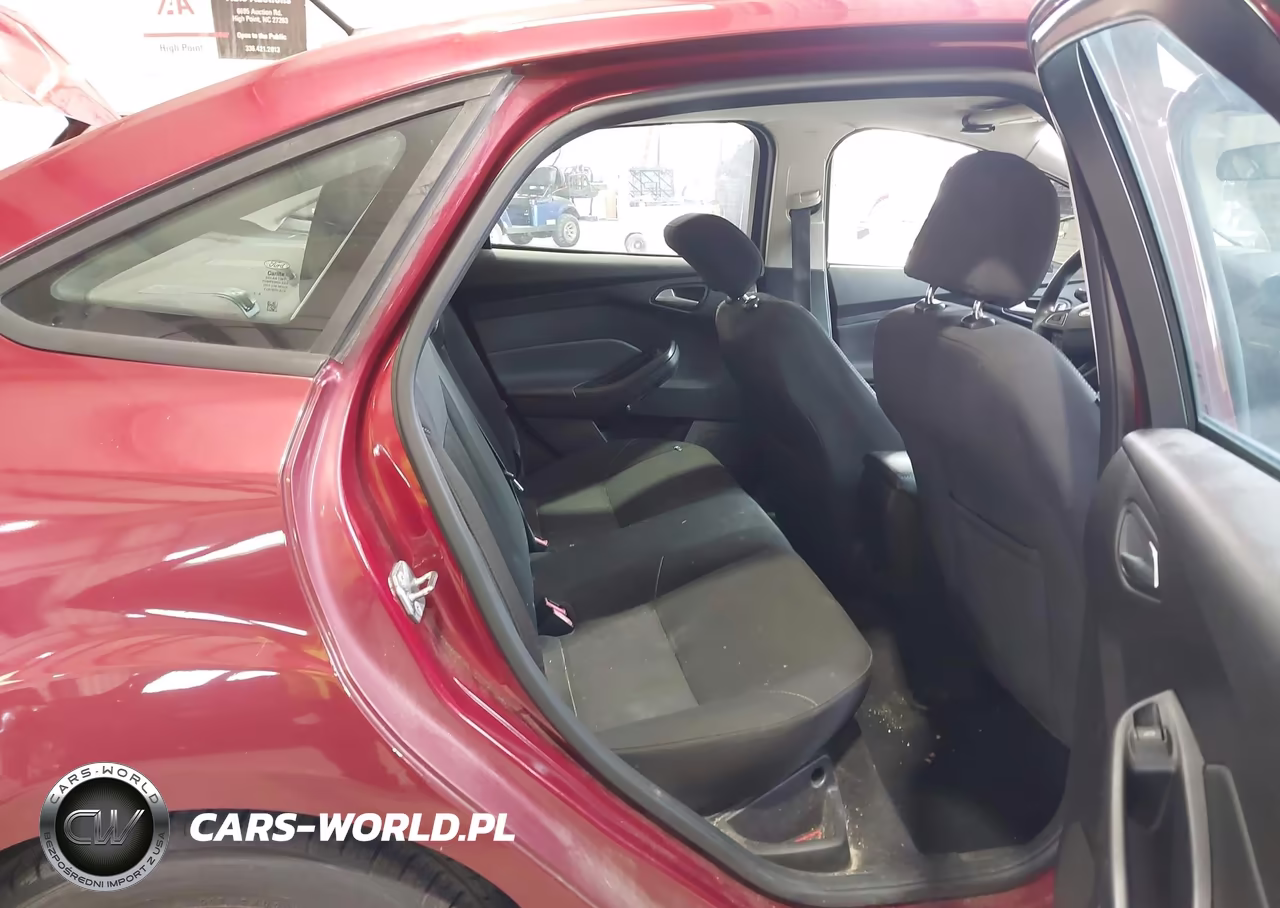 2015 Ford Focus Se VIN:1FADP3F25FL258907 - 8