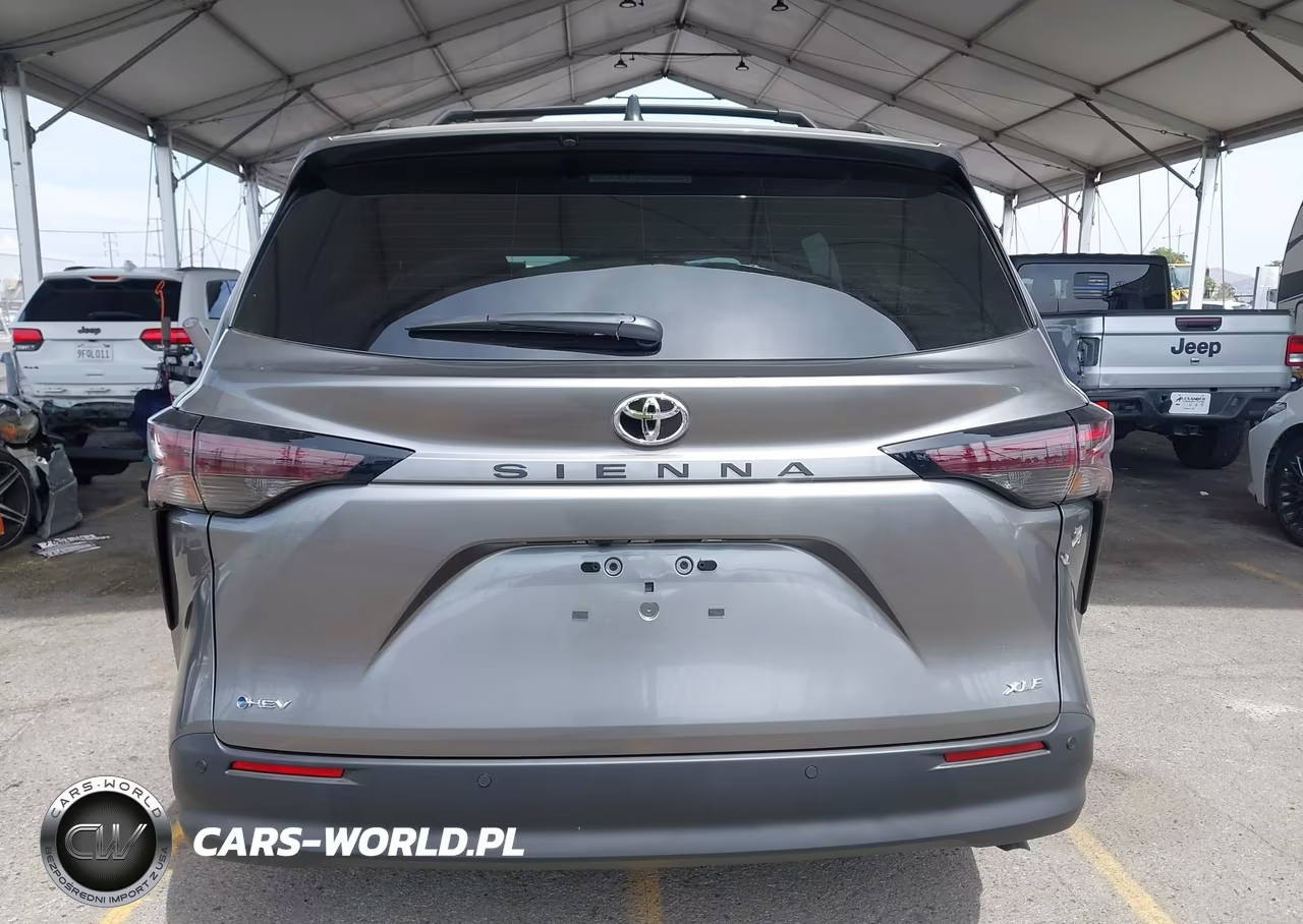 2026 Toyota Sienna Xle VIN:5TDYRKECXTS333380 - 16